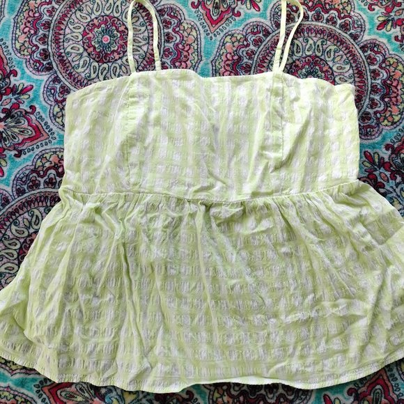 wild fable Tops - Wild Fable Green and White Gingham Tank Size Medium